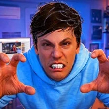 Escape from Vlogger: Runaway