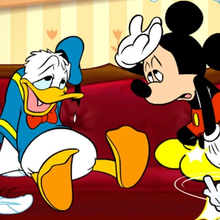 Play Mickey And Friends in Pillow Fight Online