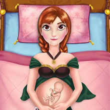 Play Frozen Anna Cesarean Birth Online