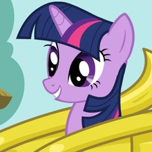 Play My Little Pony: Explore Ponyville Online